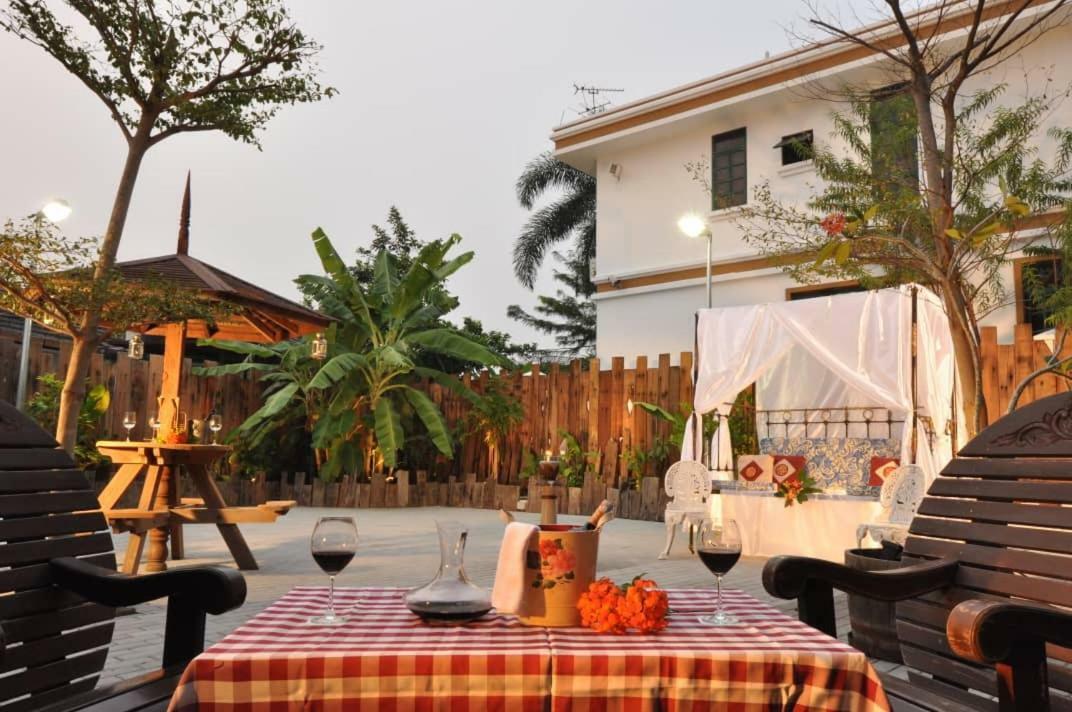 Kinta Bali Villa Ipoh Buitenkant foto