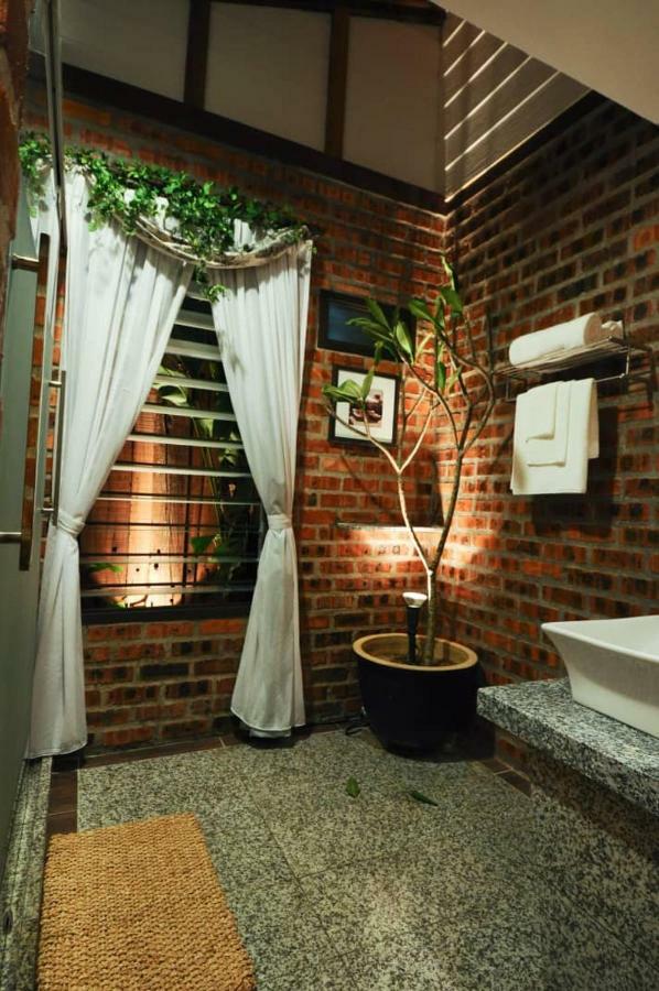 Kinta Bali Villa Ipoh Buitenkant foto