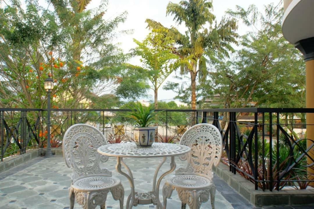 Kinta Bali Villa Ipoh Buitenkant foto