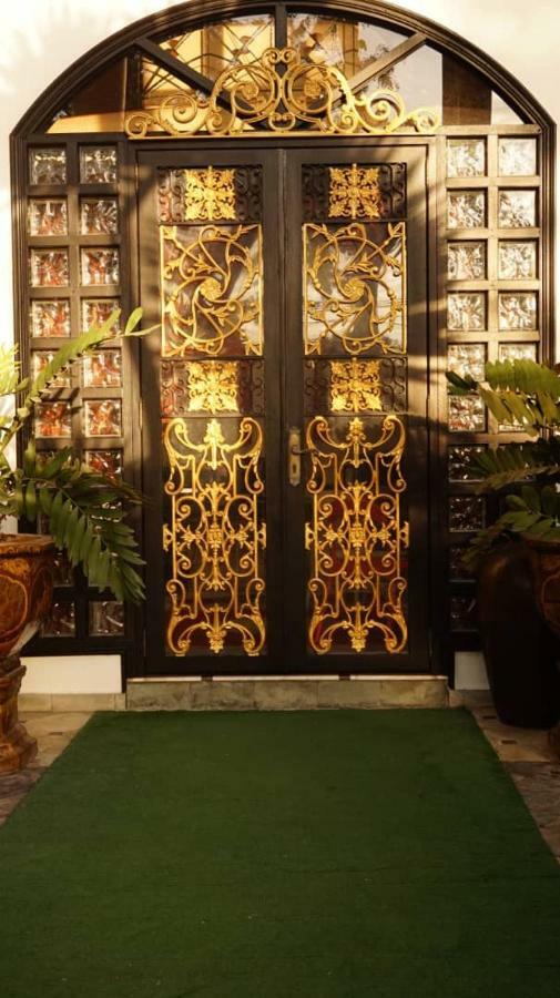 Kinta Bali Villa Ipoh Buitenkant foto